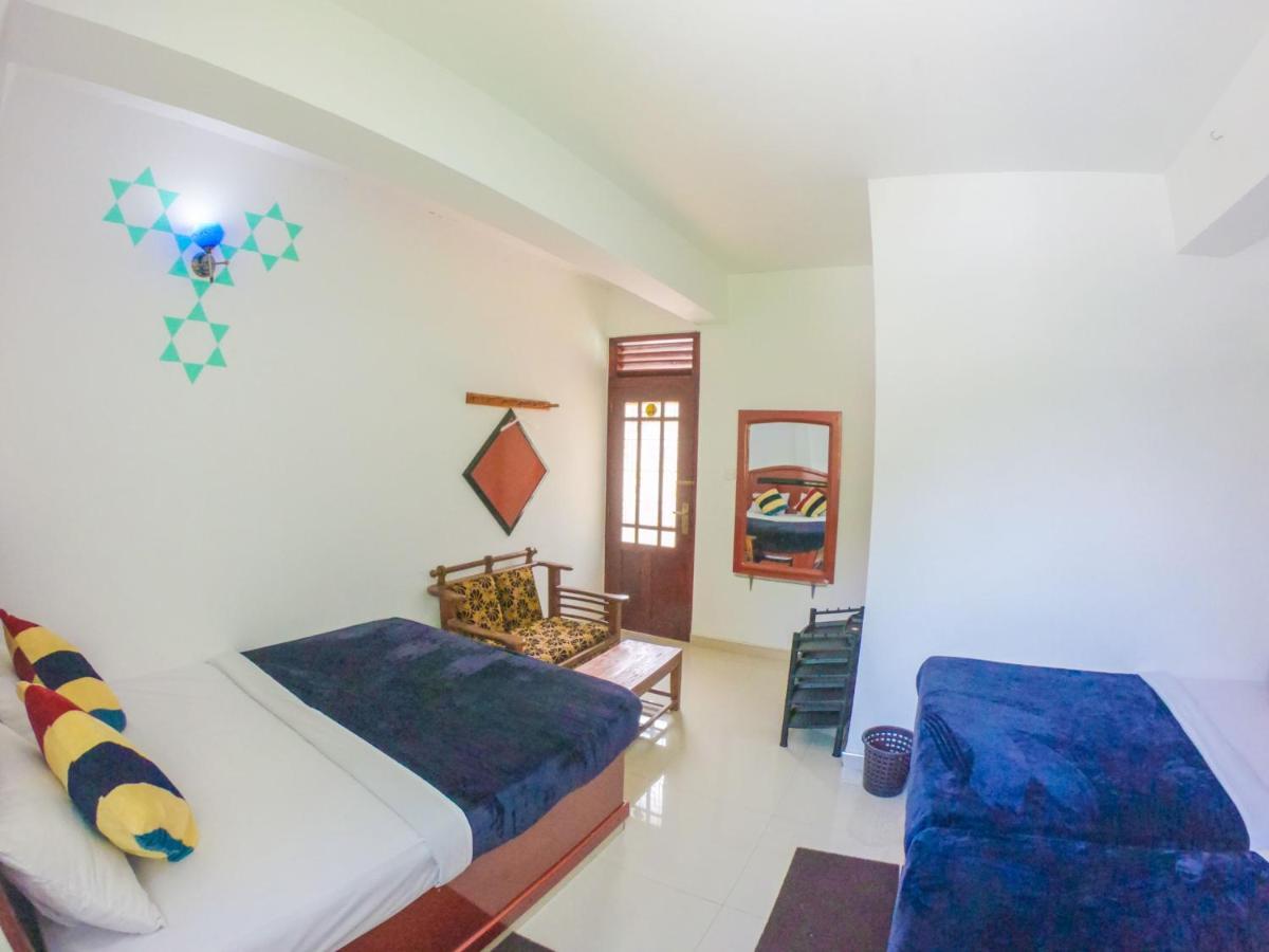Siumi Rest Hotel Nallathanniya Eksteriør billede